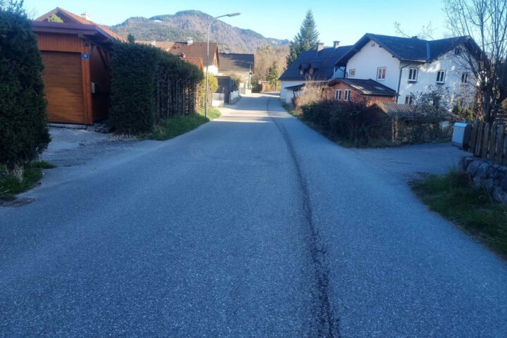 FF Bad Ischl: Ölspur beschäftigt drei Ischler Einheiten
