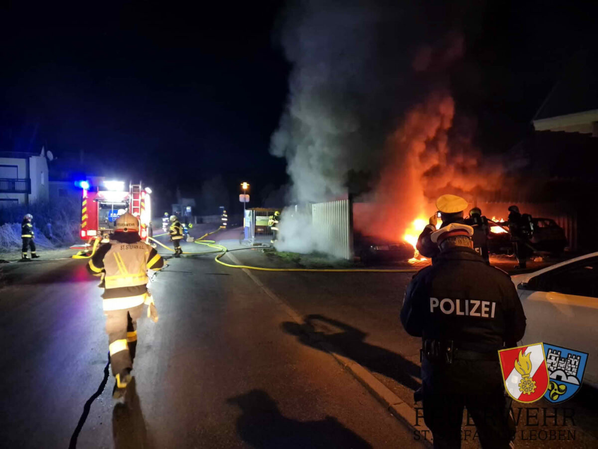 Brand mehrerer Pkw in Carport in St. Stefan ob Leoben