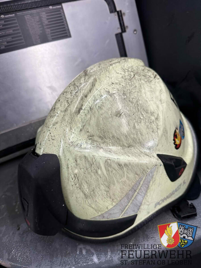 Brand mehrerer Pkw in Carport in St. Stefan ob Leoben