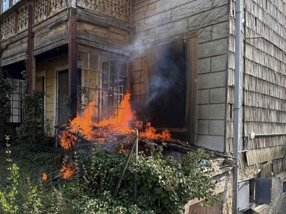 Wohnhausbrand in der Leopoldstraße