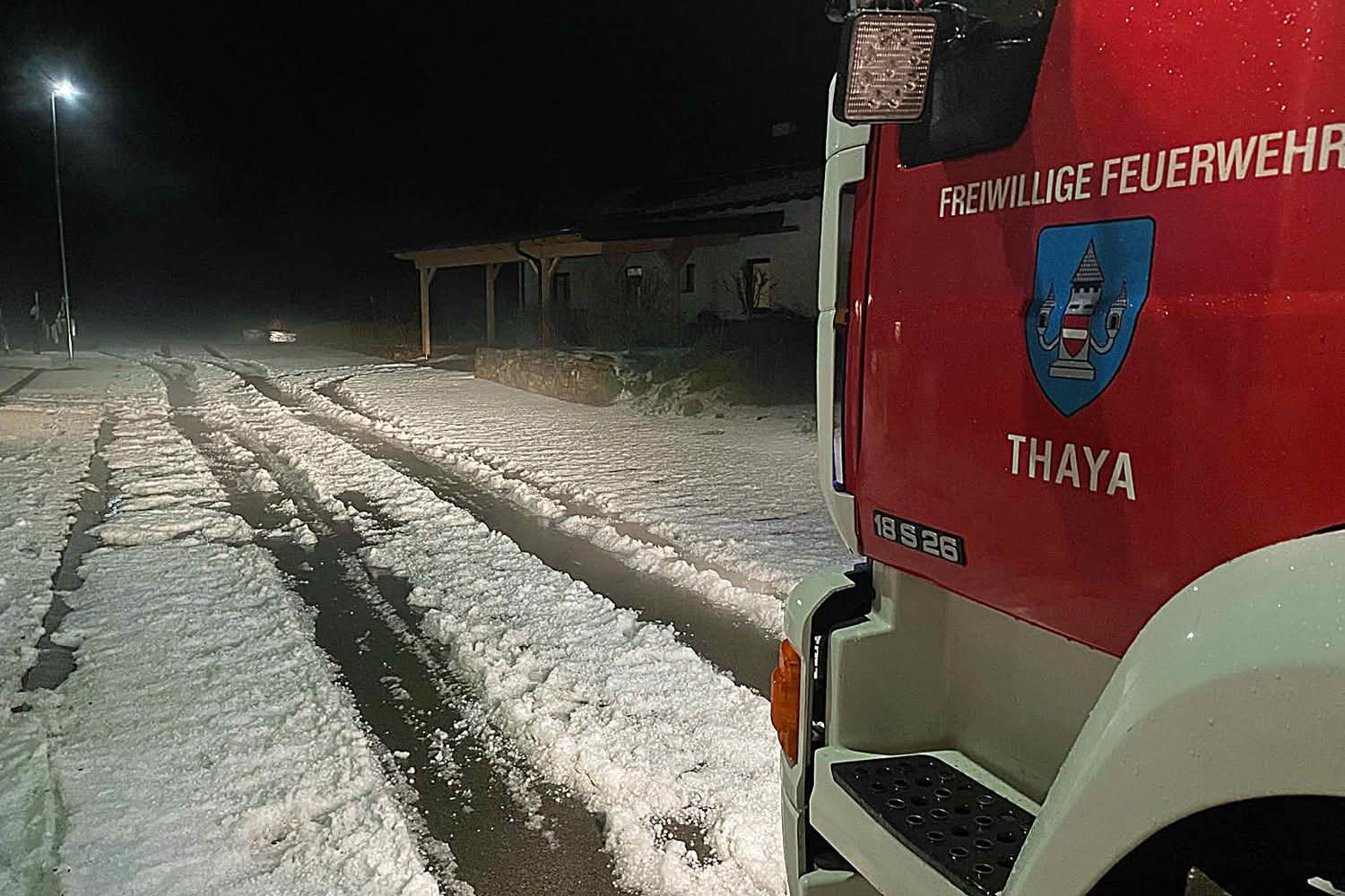 BFK Waidhofen/Thaya: Unwetter fordert 165 Feuerwehrleute