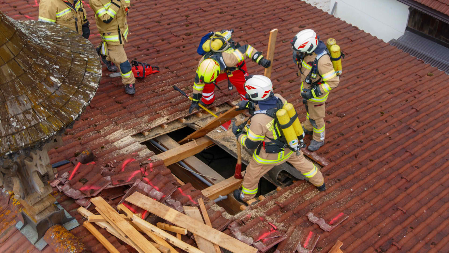 Großangelegte Atemschutzübung