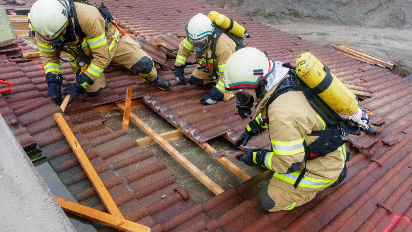 Großangelegte Atemschutzübung