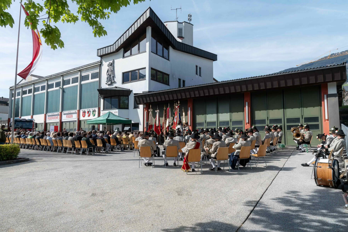 Florianifeier und Fahrzeugsegnung