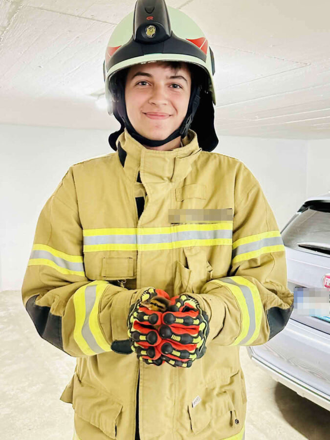 Rettung einer Entenfamilie