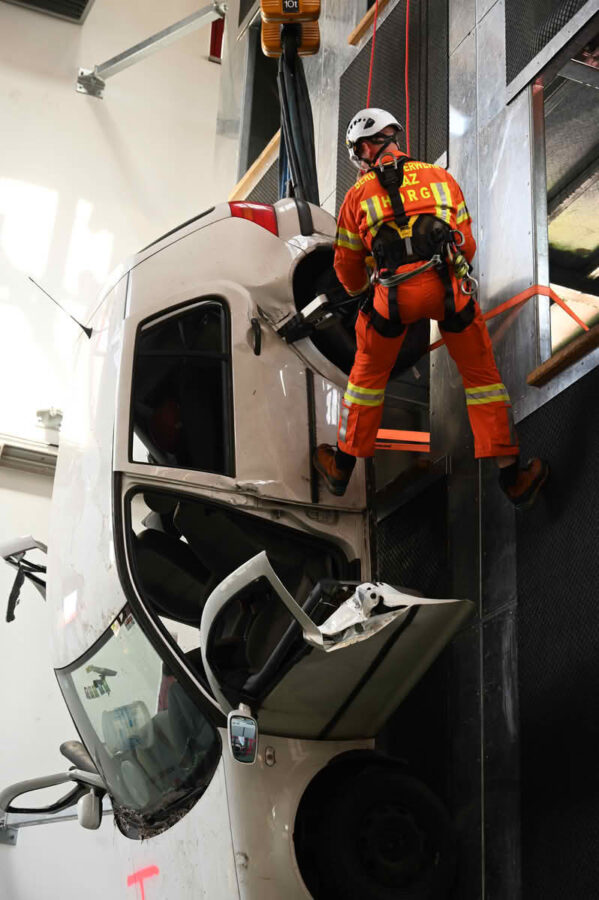 Fortbildung der Höhenrettungsgruppen der österreichischen Berufsfeuerwehren