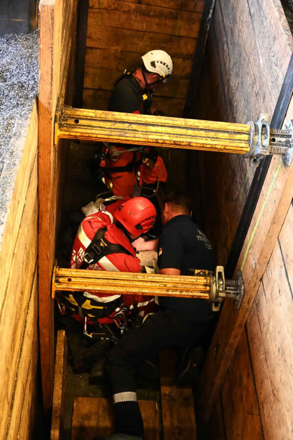 Fortbildung der Höhenrettungsgruppen der österreichischen Berufsfeuerwehren