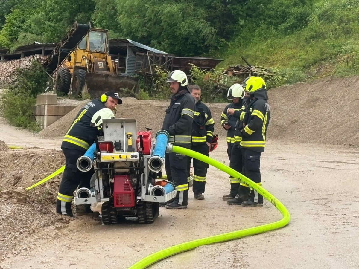Wasserbeförderung über längere Wegstrecken