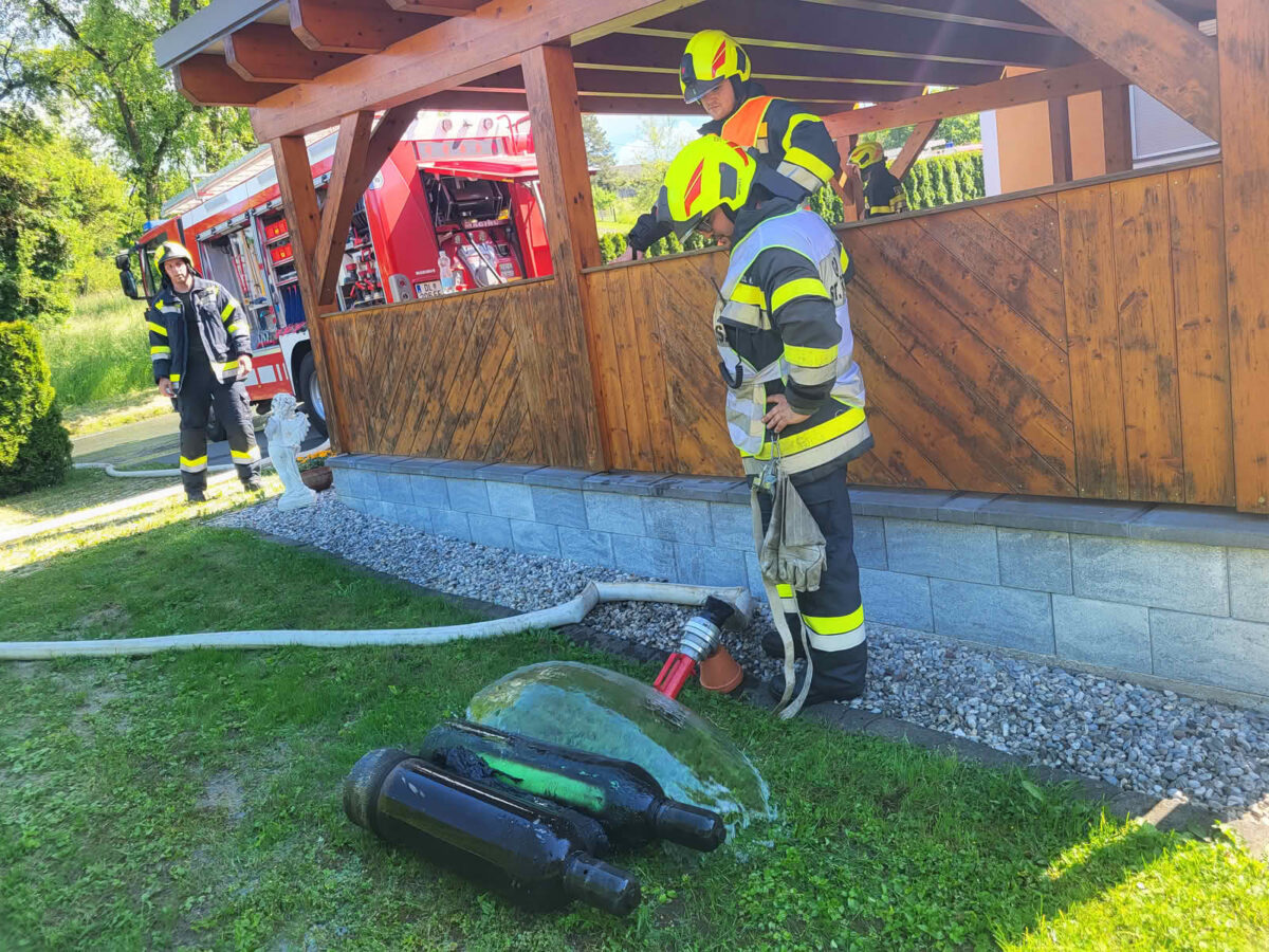 Nebengebäudebrand in St. Peter i. S.