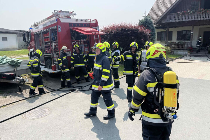 BFVDL: Küchenbrand in Bauernhaus