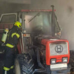 AFKDO Mondsee: Traktor brennt – Großbrand verhindert