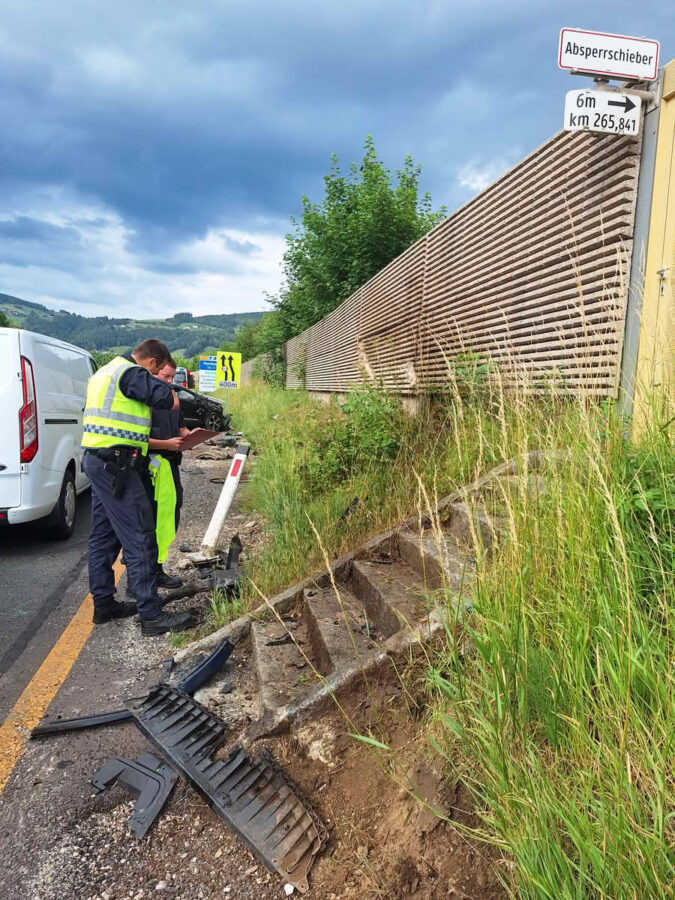 Verkehrsunfall auf der A1