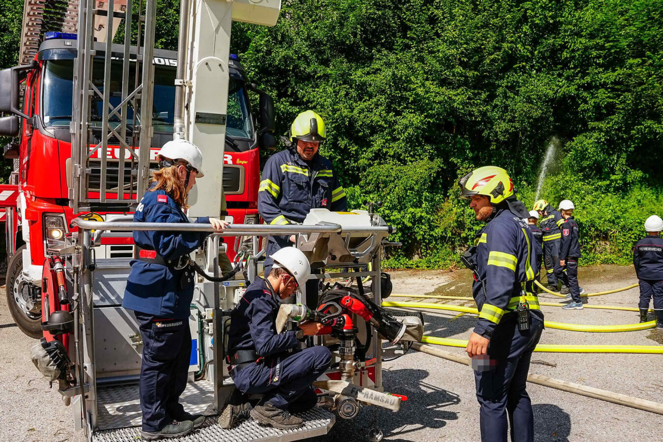 Feuerwehrjugend absolviert 24-Stunden-Dienst