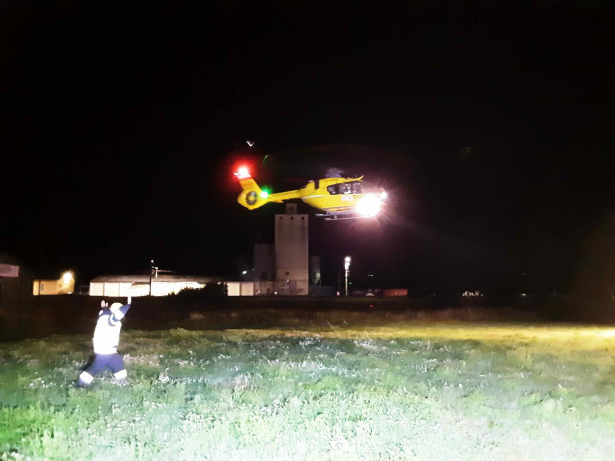 Pkw durchbricht Schranken