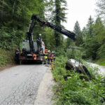 FF Bad Ischl: Engleitenstraße PKW-Bergung