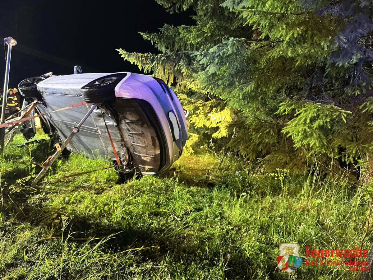 Schwerer Verkehrsunfall auf der L13 St. Oswalder Straße