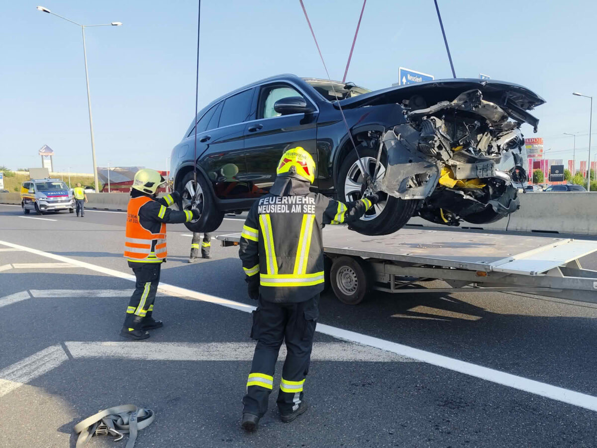 Verkehrsunfall mit 4 verletzten Personen