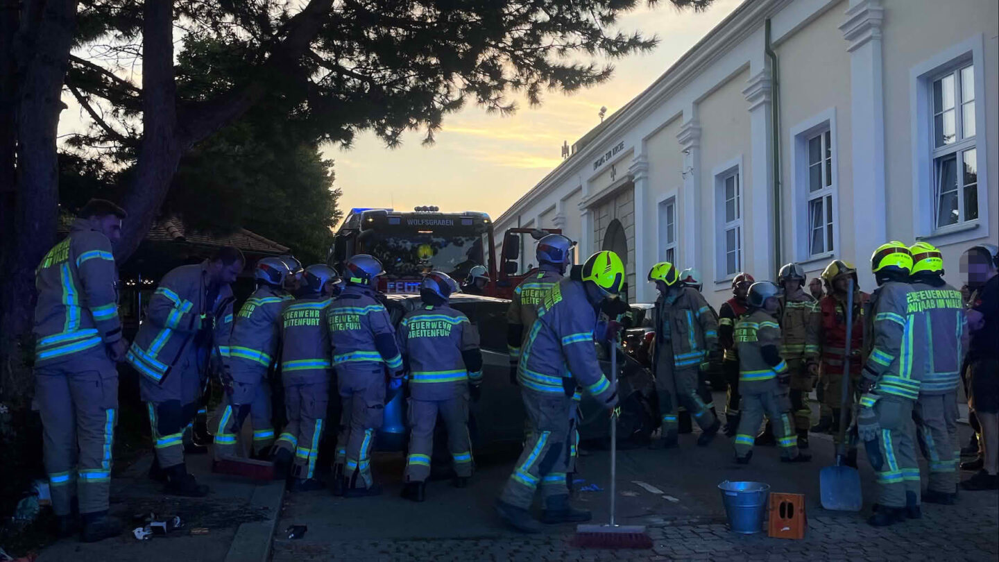 T3 - Verkehrsunfall - Menschenrettung