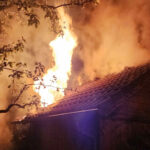 HFW Villach: Brand Gartenhütte im dicht verbauten Wohngebiet