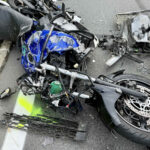 AFK Mondsee: Frontalzusammenstoß Motorrad gegen PKW