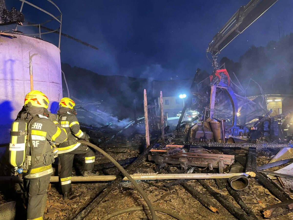 BFVDL: Wirtschaftsgebäudebrand in Eibiswald