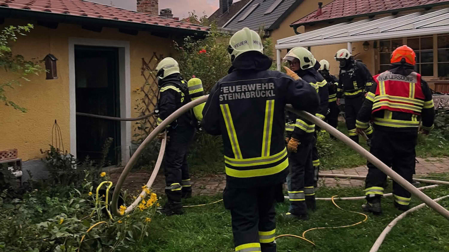 Brand einer Sauna in der Wassergasse in Steinabrückl