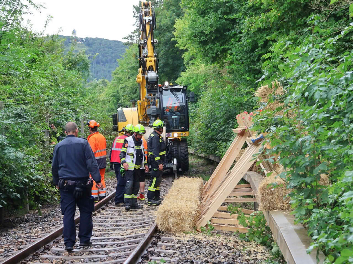 Kontrollierte Sprengung durch Feuerwehr-Spezialeinheit