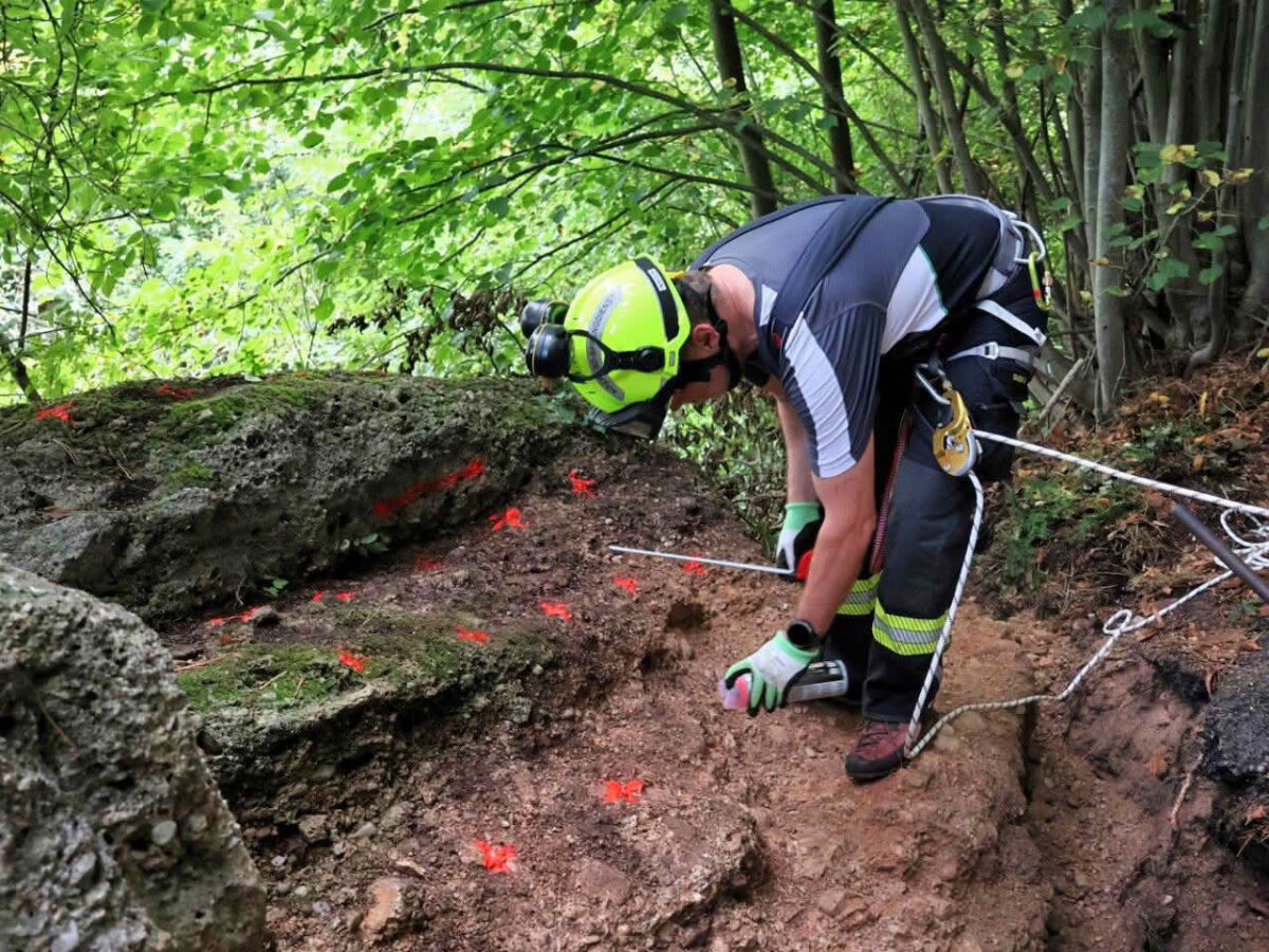 Kontrollierte Sprengung durch Feuerwehr-Spezialeinheit