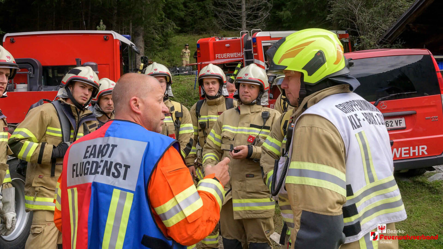 Großübung gegen Vegetationsbrand im Zillertal