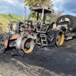 Traktor mit Güllefass ausgebrannt