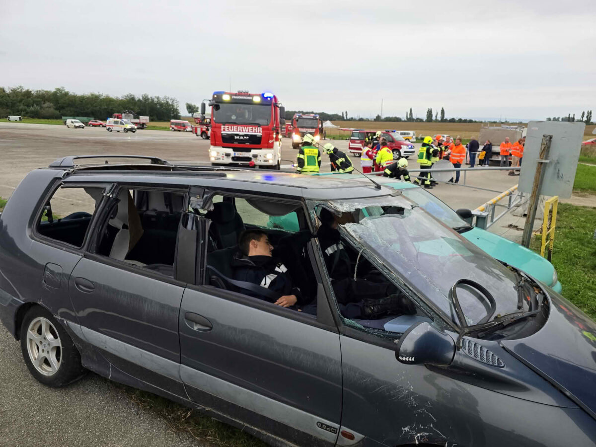 Gestellter Verkehrsunfall
