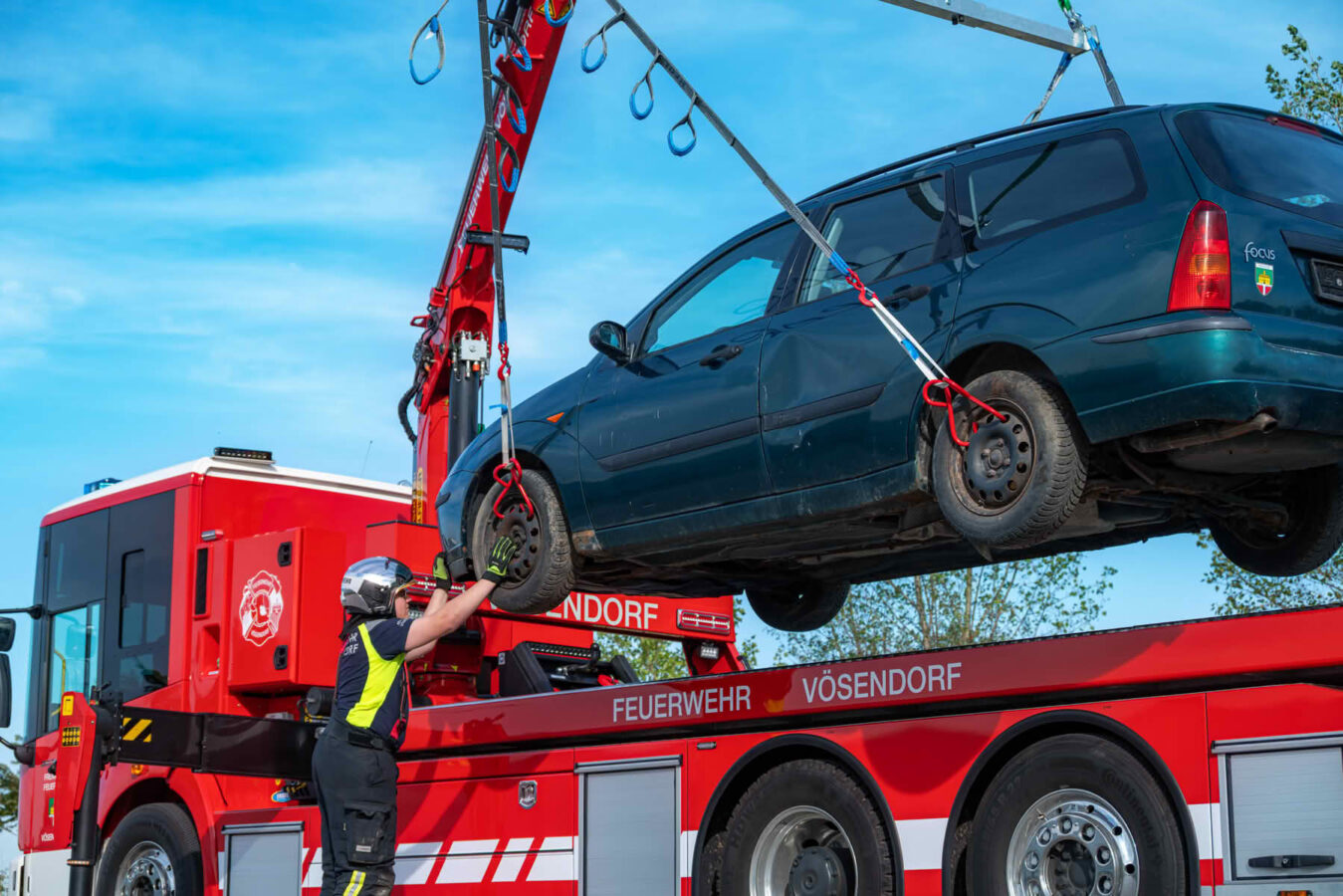 Neues Abschleppfahrzeug