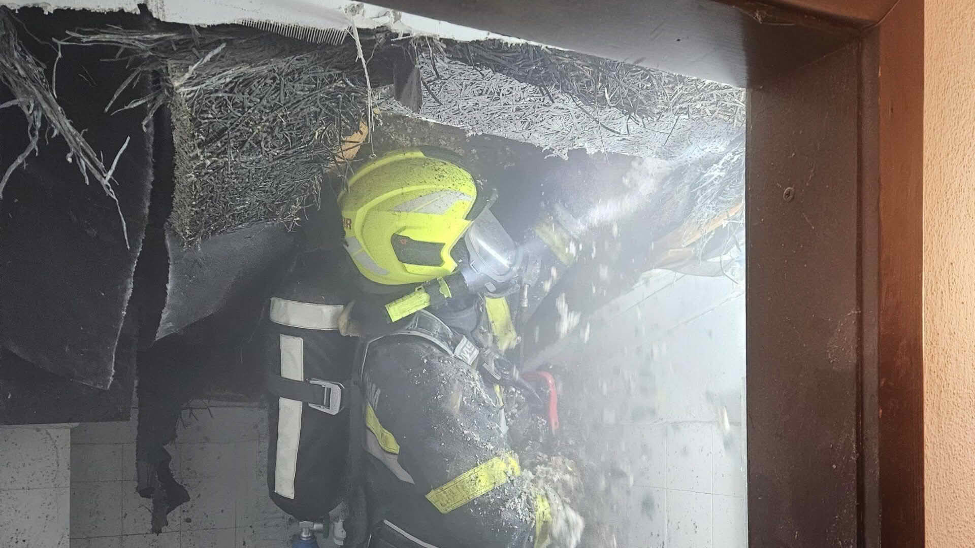 AFK Millstatt-Radenthein: Beginnender Dachstuhlbrand in Bad Kleinkirchheim