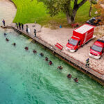 Nussdorf am Attersee: Feuerwehrtaucher suchen vermisste Person im Übungseinsatz