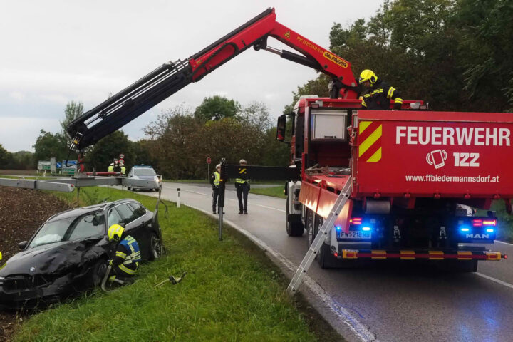 Frontalzusammenstoß zweier PKW