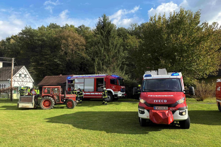 Gebäudebrand in Tauka