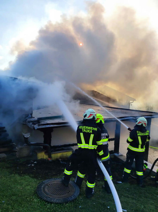 Gebäudebrand in Minihof-Liebau
