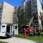 FF Wiener Neudorf: Drehleitereinsatz nach erfolgreicher Wiederbelebung