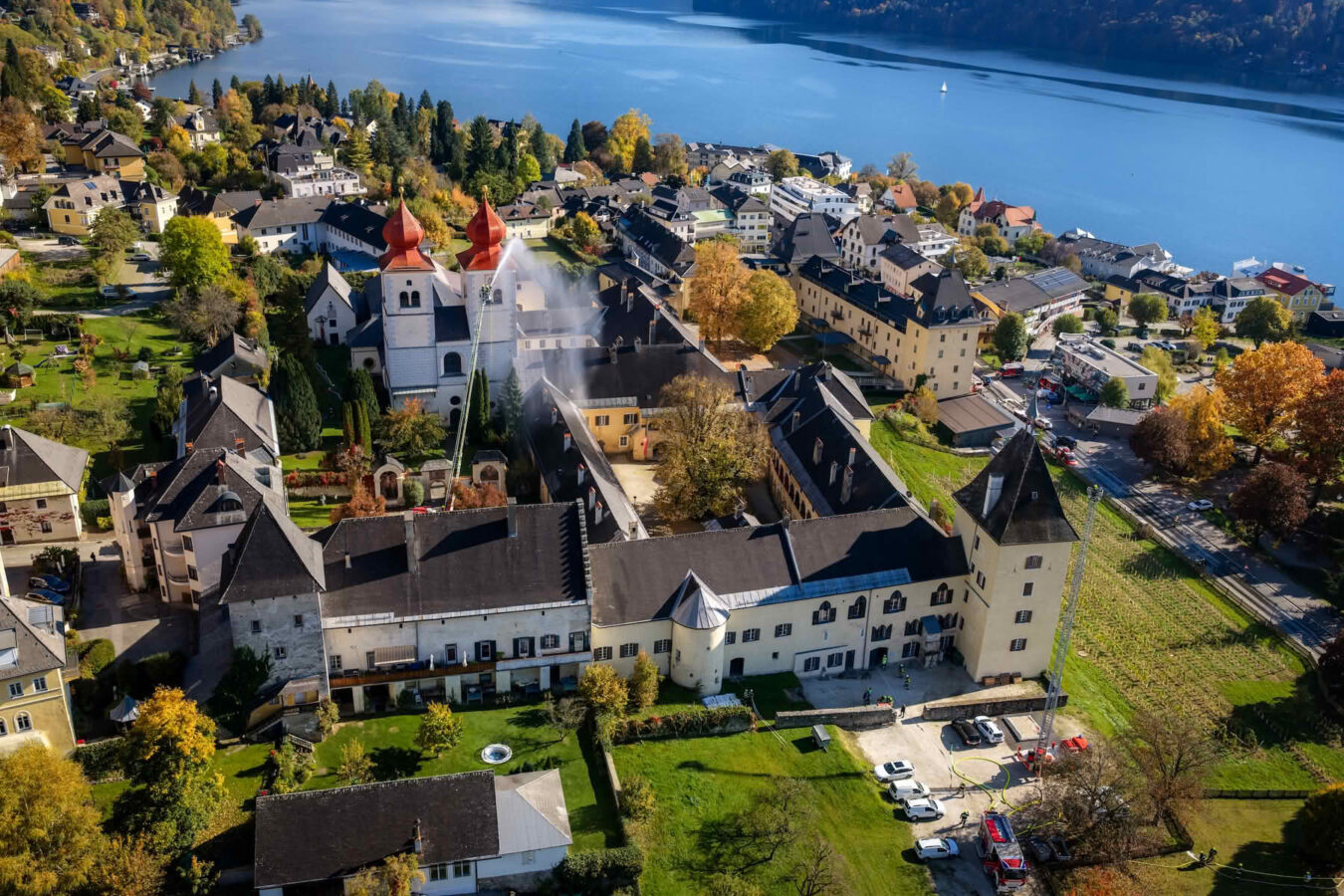 Großübung: Brand im historischen Ortskern von Millstatt