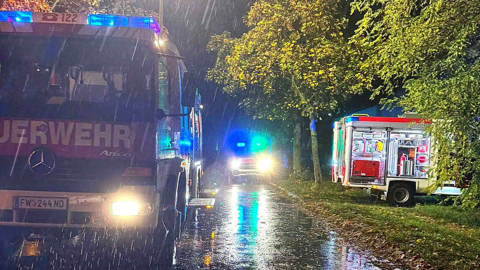 BFK Neusiedl am See: Zimmerbrand nach Brandstiftung durch Einbrecher in Halbturn