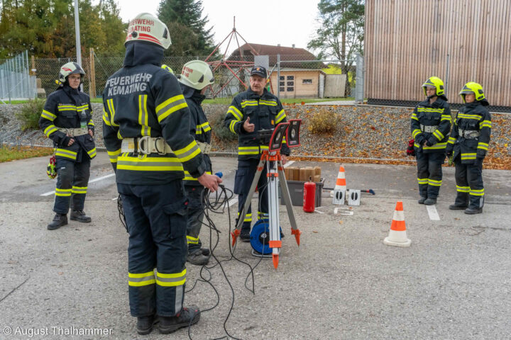 BFK Vöcklabruck: 49 neue Feuerwehrmänner und -frauen ausgebildet 51 49 neue Feuerwehrmänner und -frauen ausgebildet