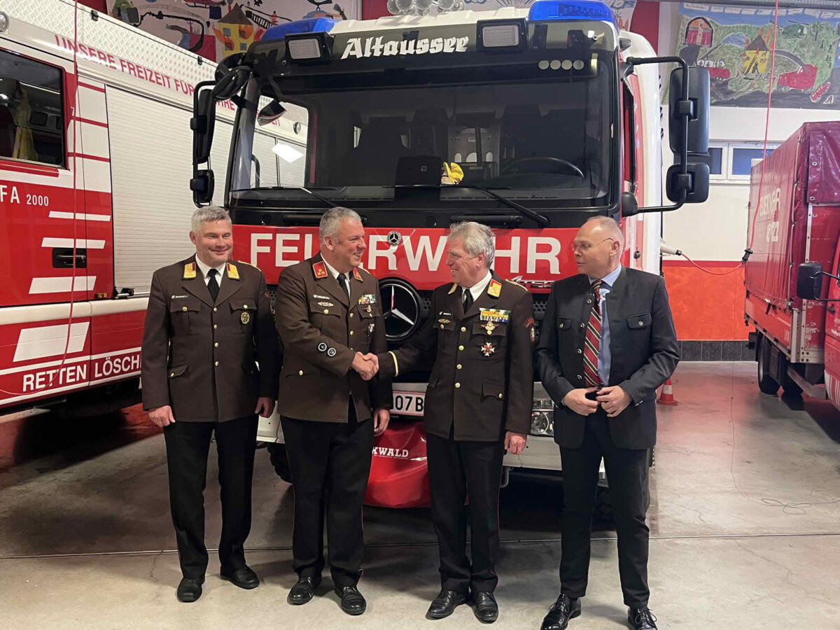 BFV Liezen: Feuerwehrabschnitt Ausseerland unter neuem Kommando 6 Feuerwehrabschnitt Ausseerland unter neuem Kommando