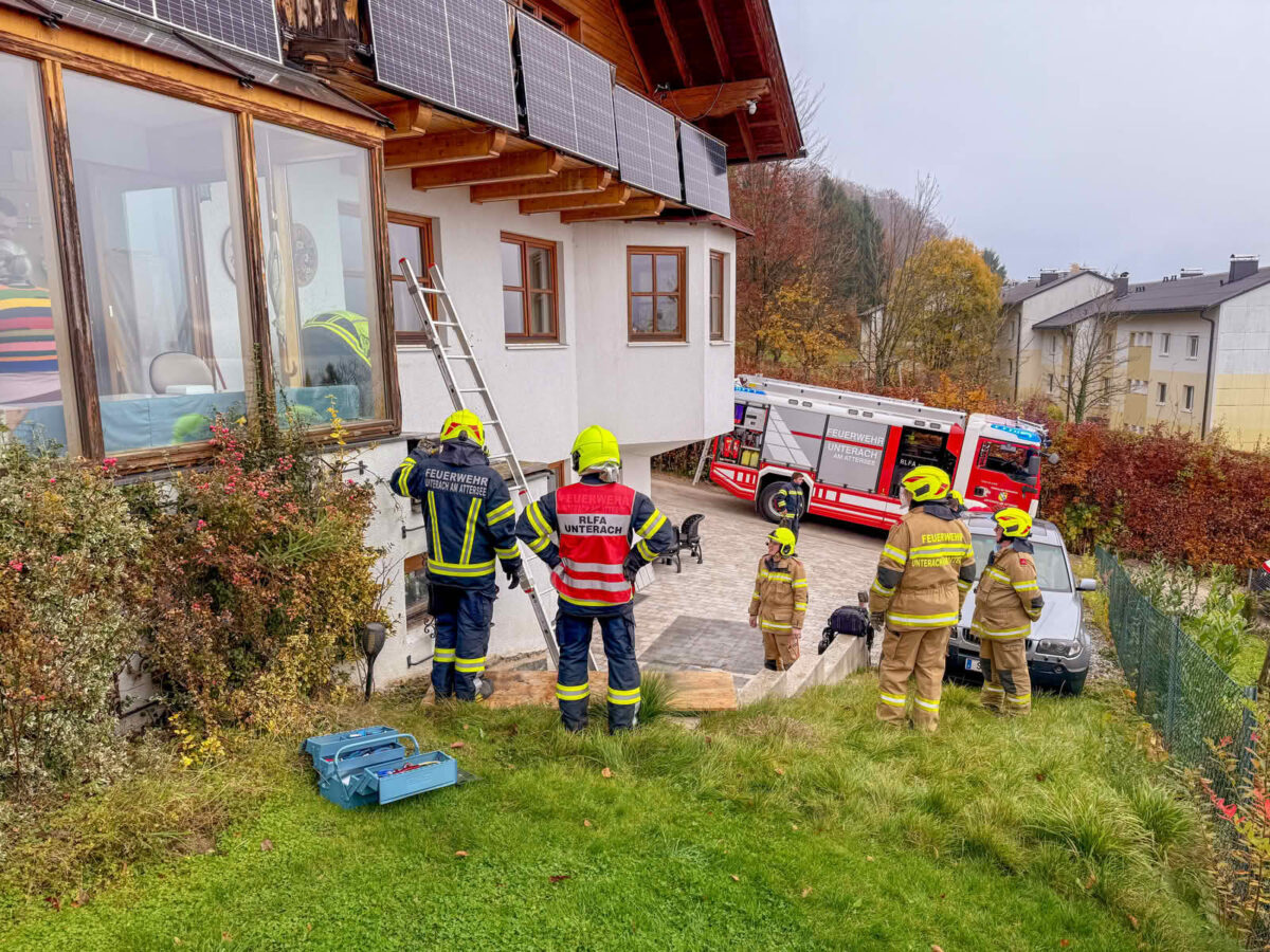 Unterach am Attersee: Sirenenalarm nach PV-Speicher Explosion 5 PV-Speicher Explosion