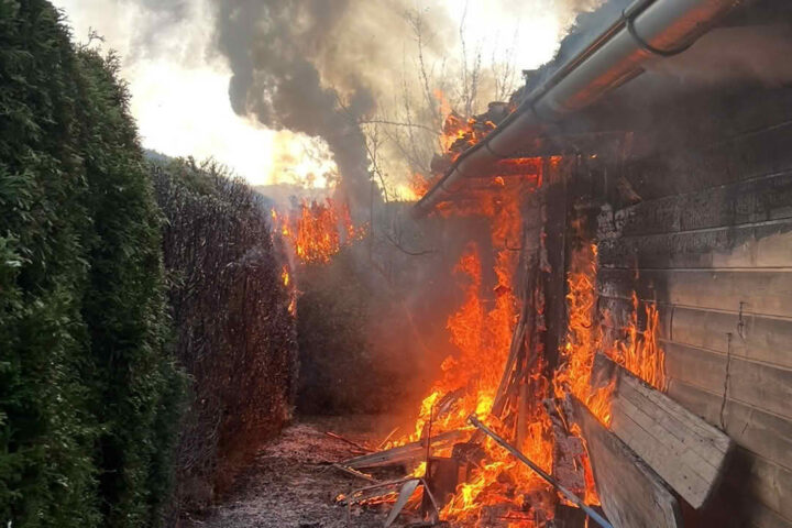 HFW Villach: Brand eines Nebengebäudes im Stadtteil Auen