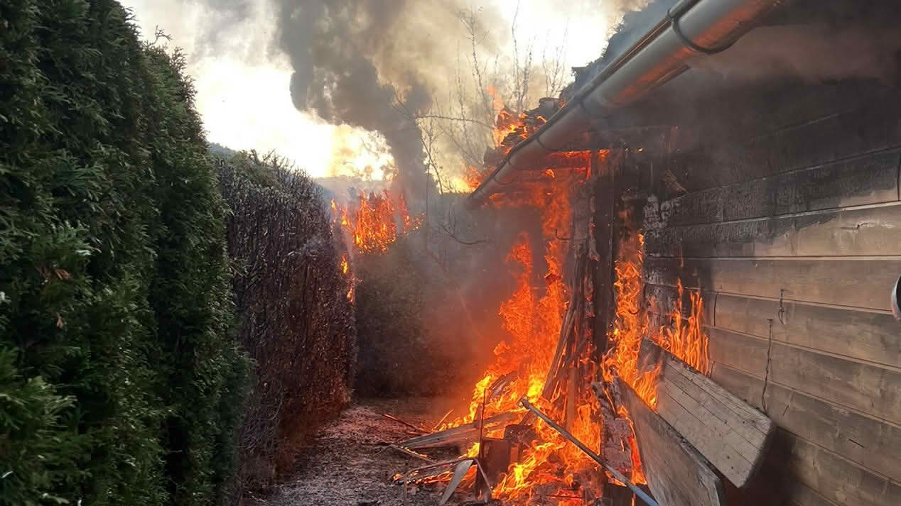 HFW Villach: Brand eines Nebengebäudes im Stadtteil Auen