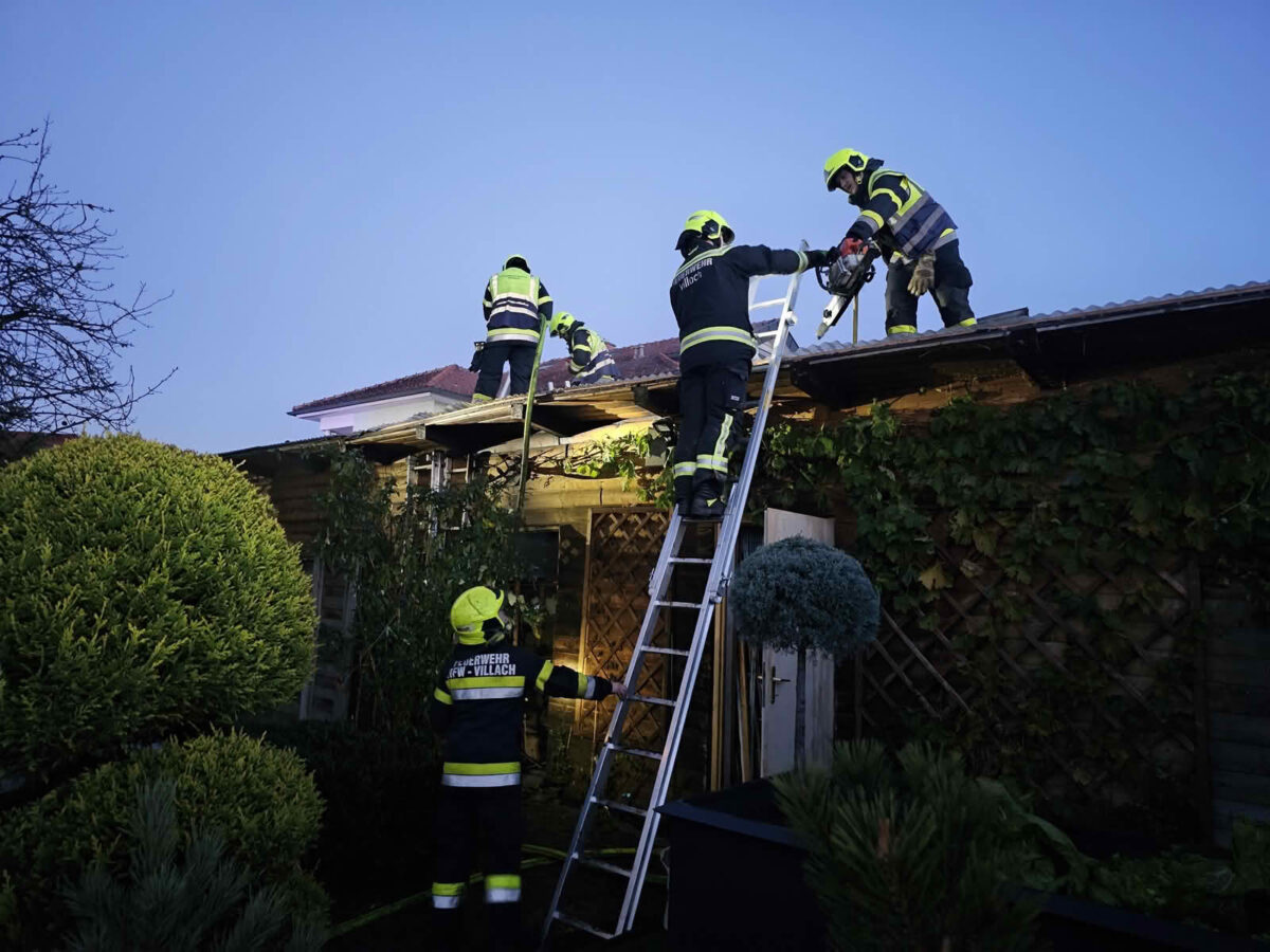 Brand eines Nebengebäudes