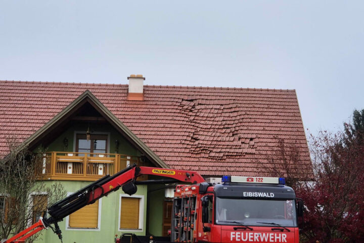 BFVDL: Böllerexplosion in Einfamilienwohnhaus in Hörmsdorf