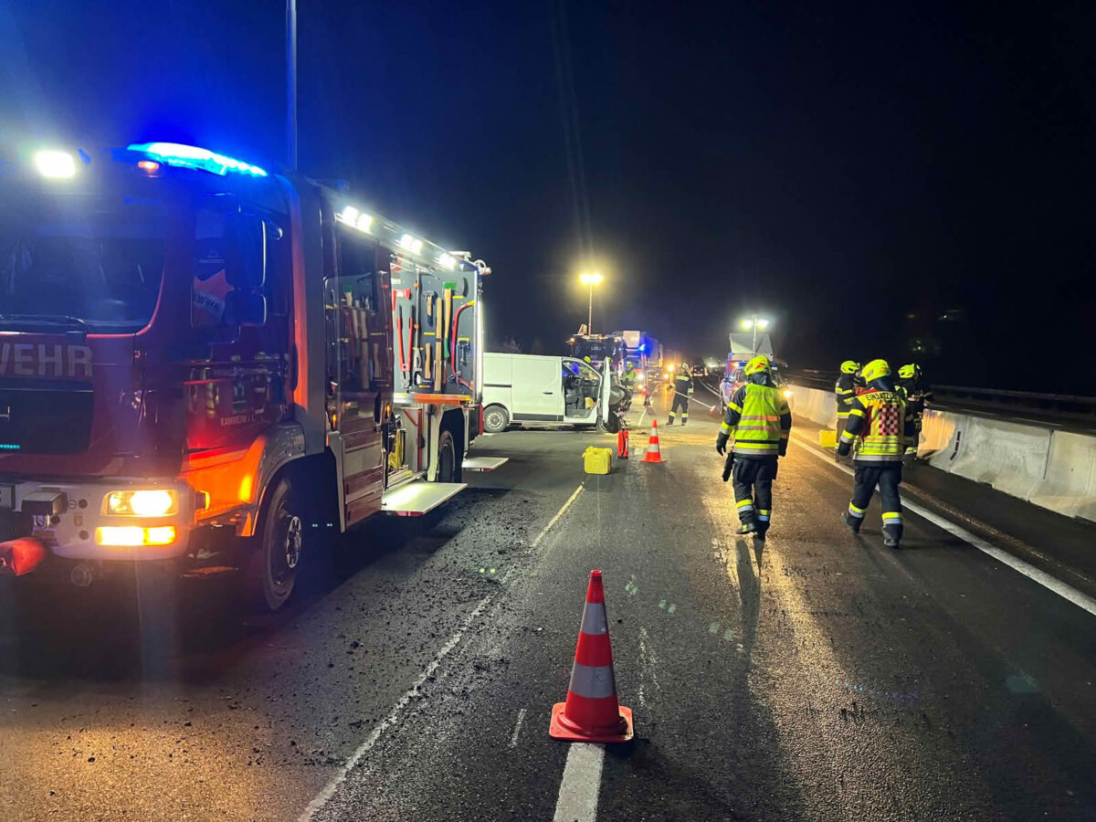 Verkehrsunfall auf der A9