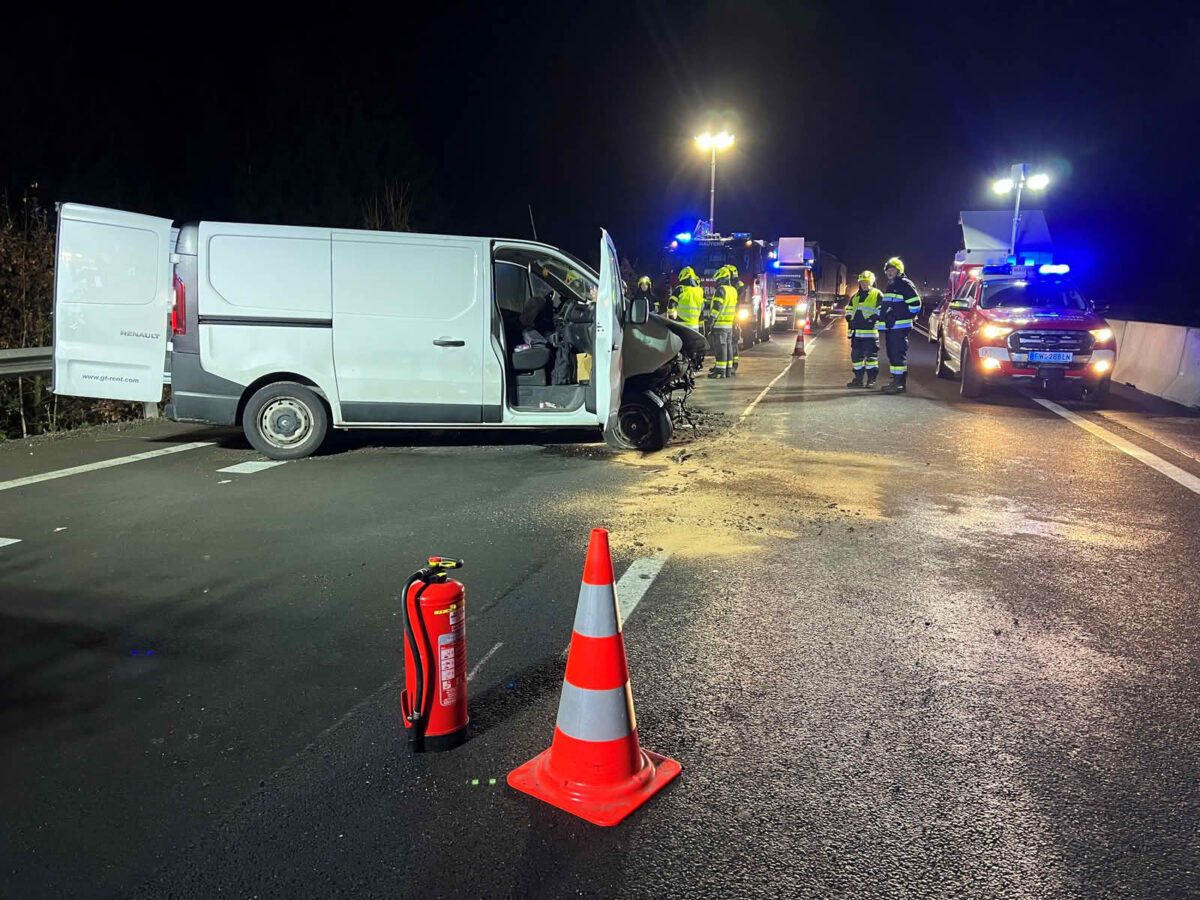 Verkehrsunfall auf der A9