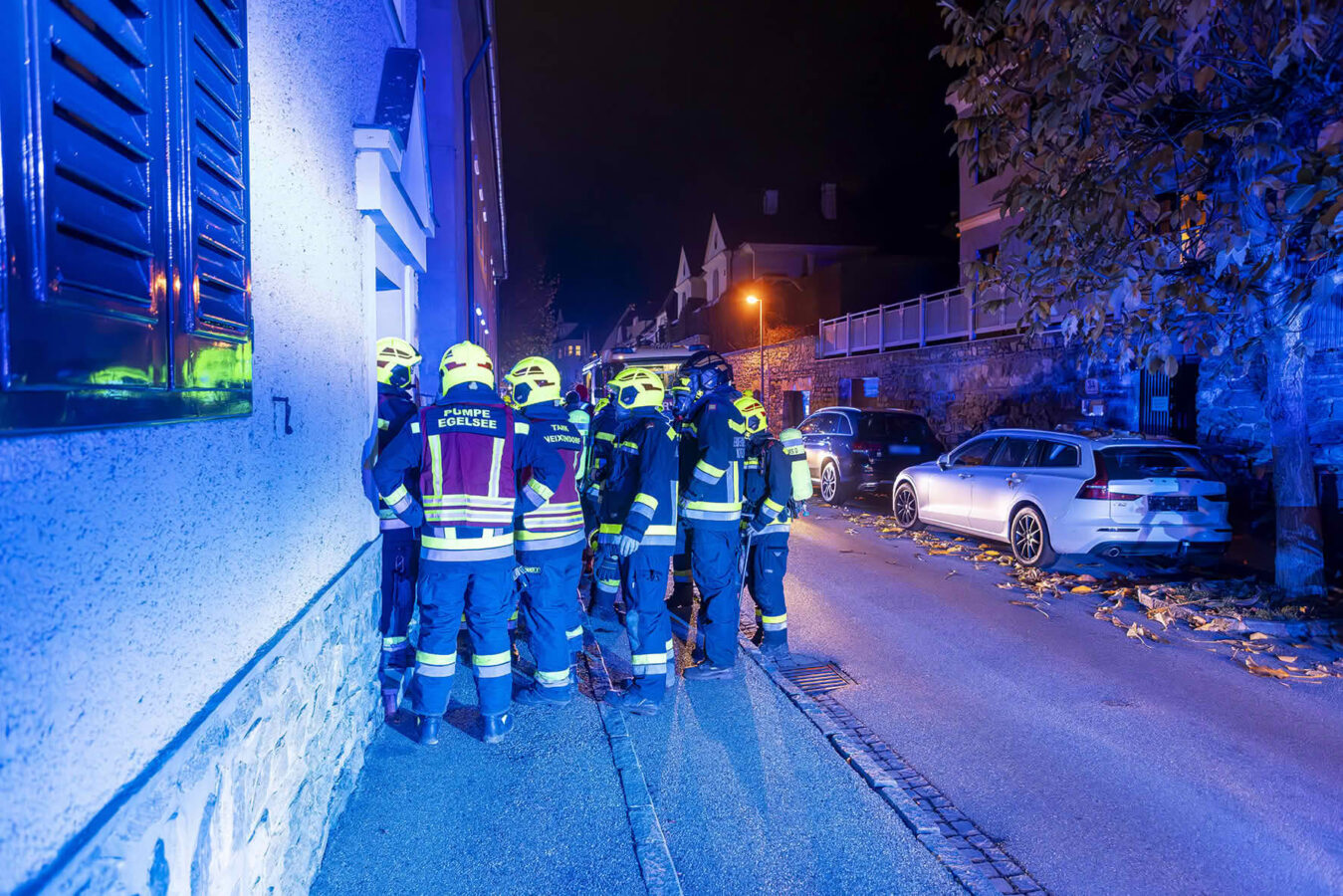 FF Krems: Menschenrettung bei Wohnungsbrand in Innenstadt 2 Menschenrettung bei Wohnungsbrand